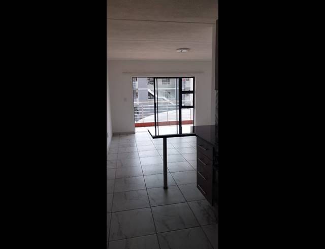 2 BEDROOM PROPERTY TO RENT IN POMONA